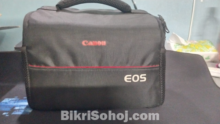 Canon EOS100d Digital Touch Camera
